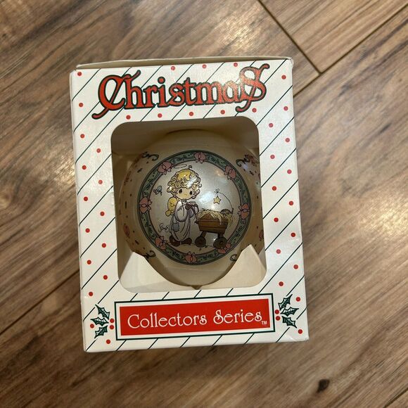 Vintage 1994 Precious Moments Daughter-Superstar Christmas Glass Ball Ornament - Picture 1 of 7